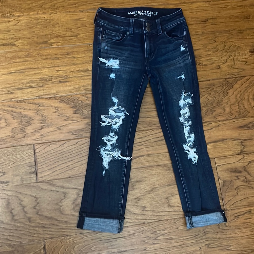 American Eagle Artist Crop Distressed Jeans